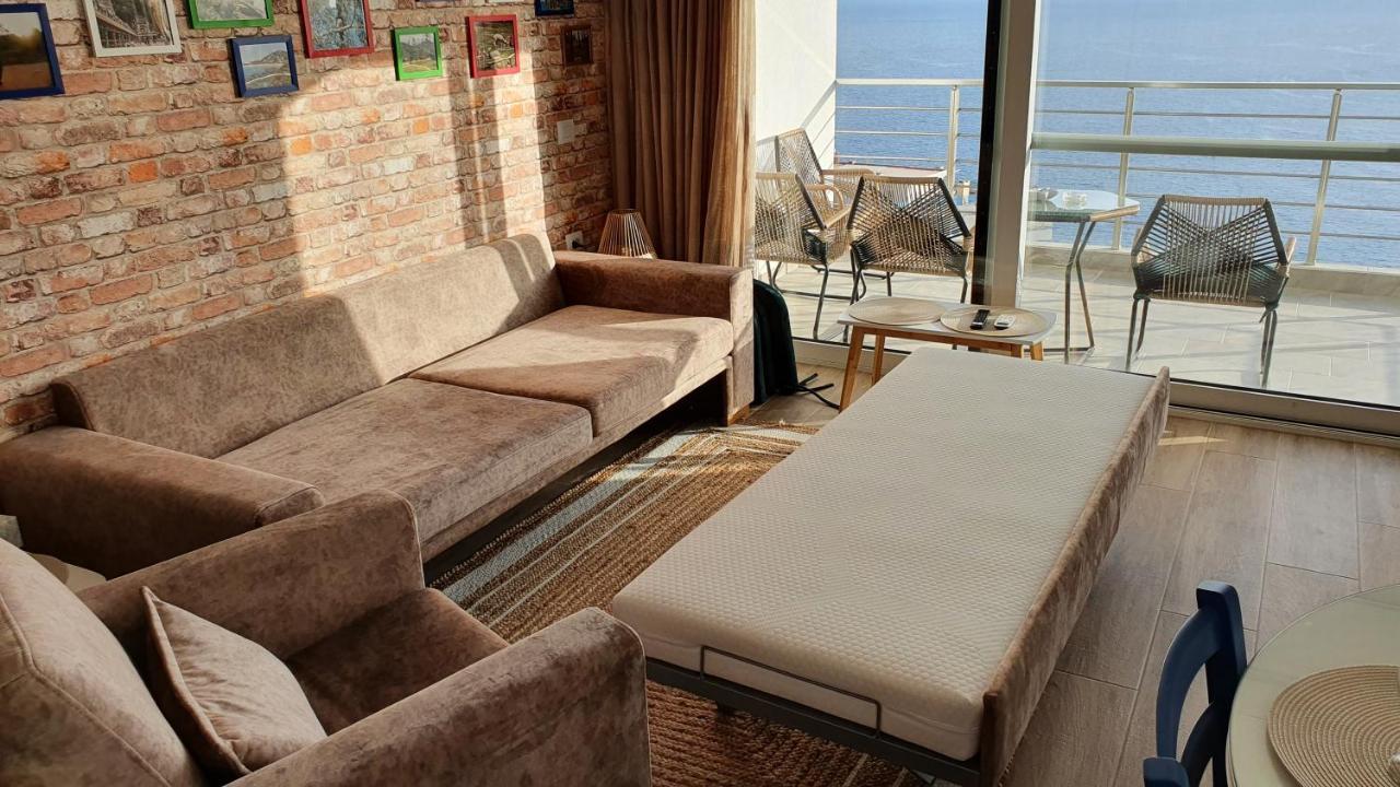 Blue Eye Apartment Sarandë 外观 照片