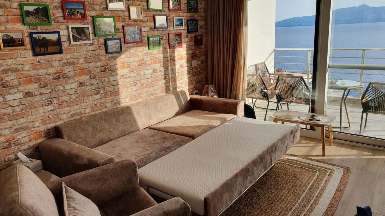 Blue Eye Apartment Sarandë 外观 照片