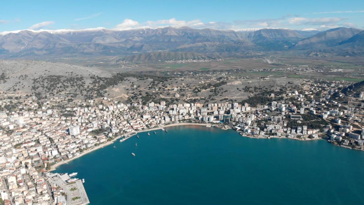 Blue Eye Apartment Sarandë 外观 照片
